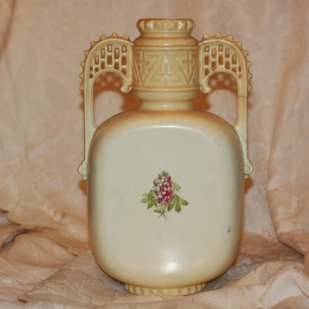 Antique Vintage Austrian Porcelain Hand Painted Decorative “Pillow” Vase Unique - Picture 3 of 6